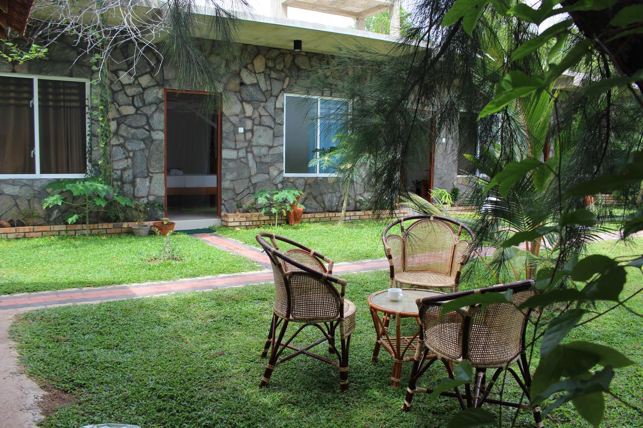Airport Green Hotel Katunayake Exterior photo